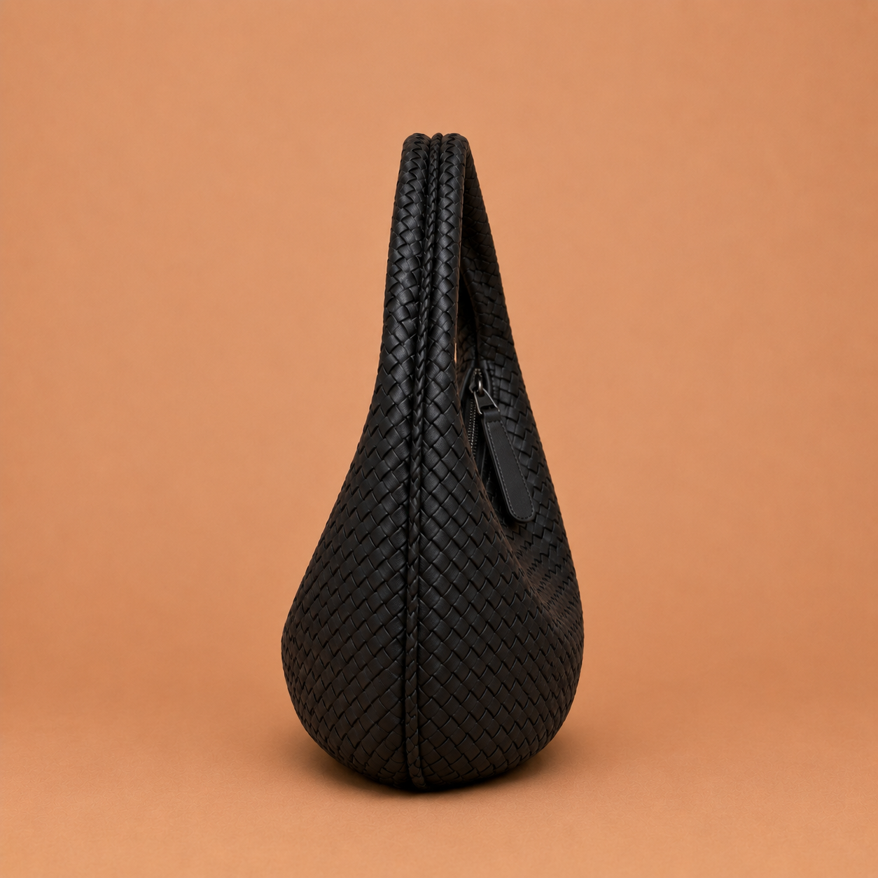 Woven Leather Shoulder Bag in Slouchy Style
