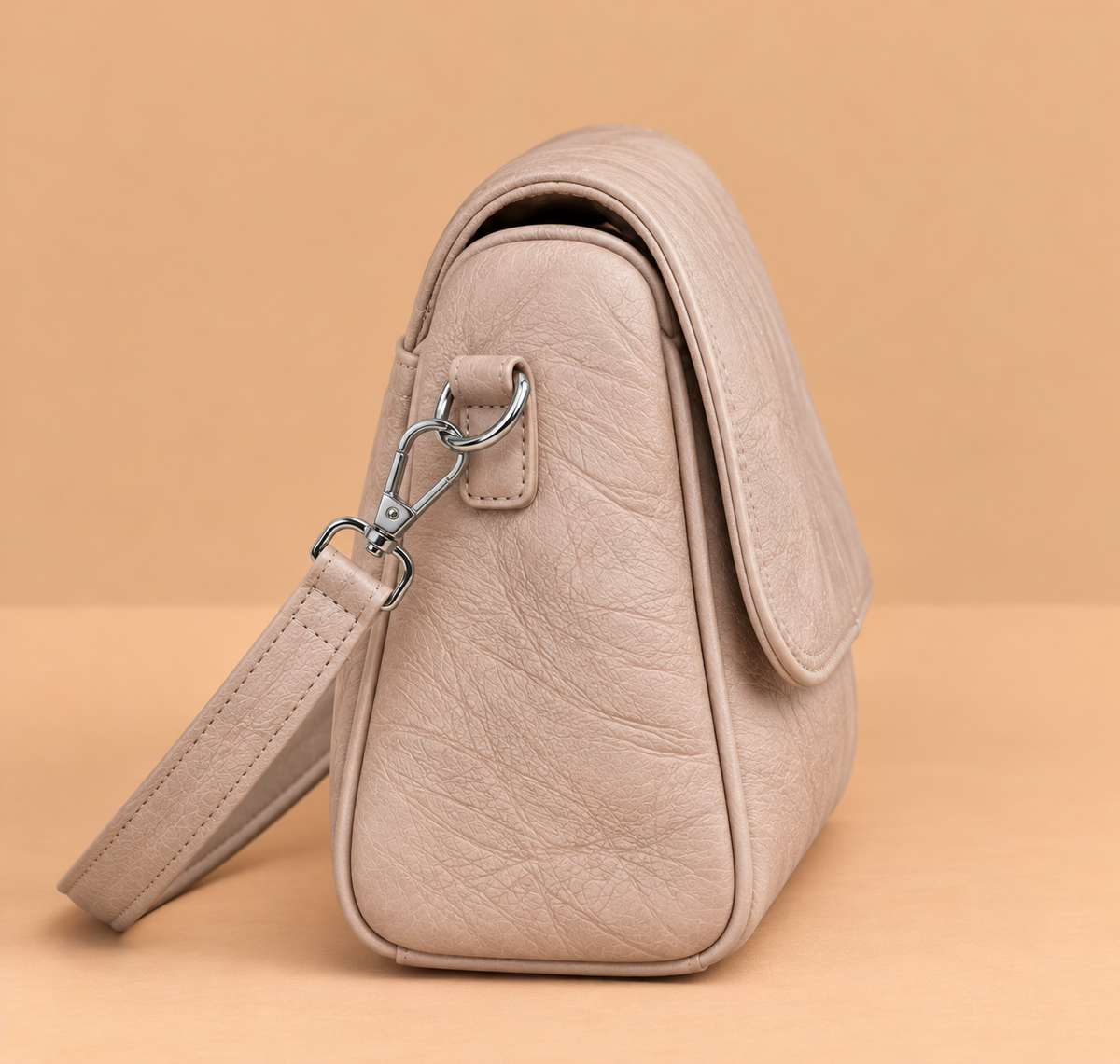 Relaxed Leather Crossbody Bag with Flap Closure