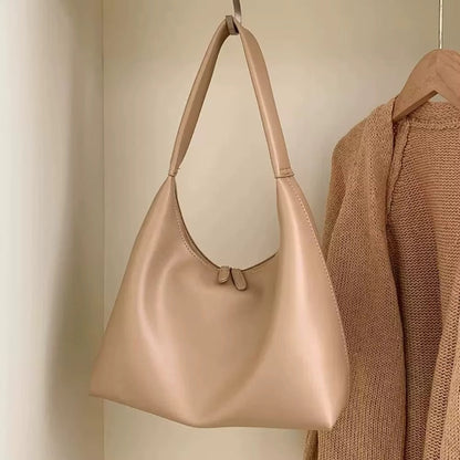 Relaxed Leather Shoulder Bag with Zip Closure