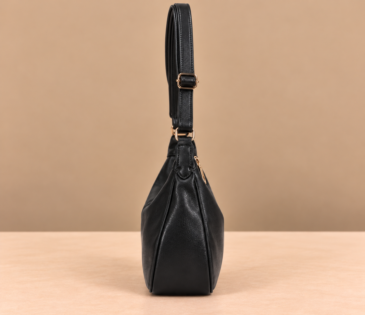Retro Leather Shoulder Bag with Adjustable Crossbody Strap