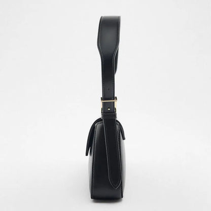 Sleek Leather Shoulder Bag with Flap Closure