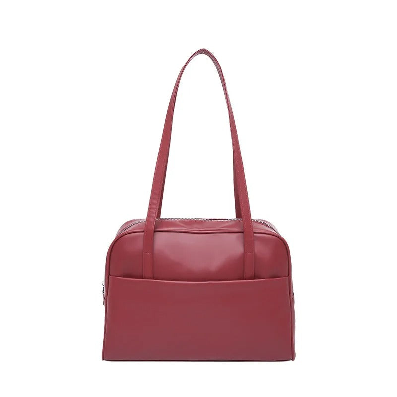 Sleek Leather Shoulder Bag with Zip Top