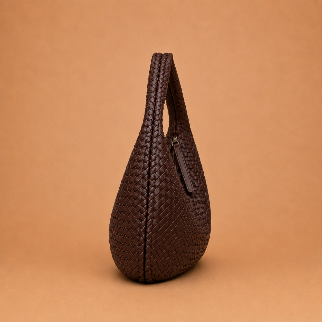 Woven Leather Shoulder Bag in Slouchy Style
